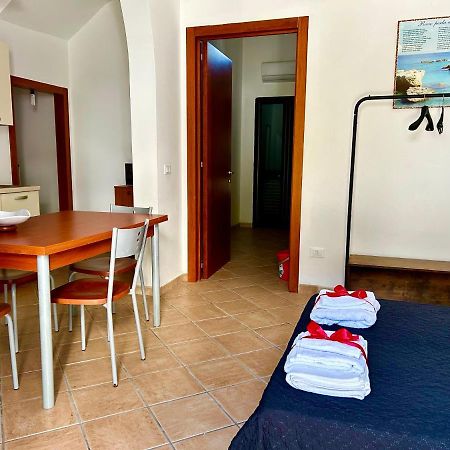 Suite Le Due Sorelle Torre dell'Orso Exterior foto